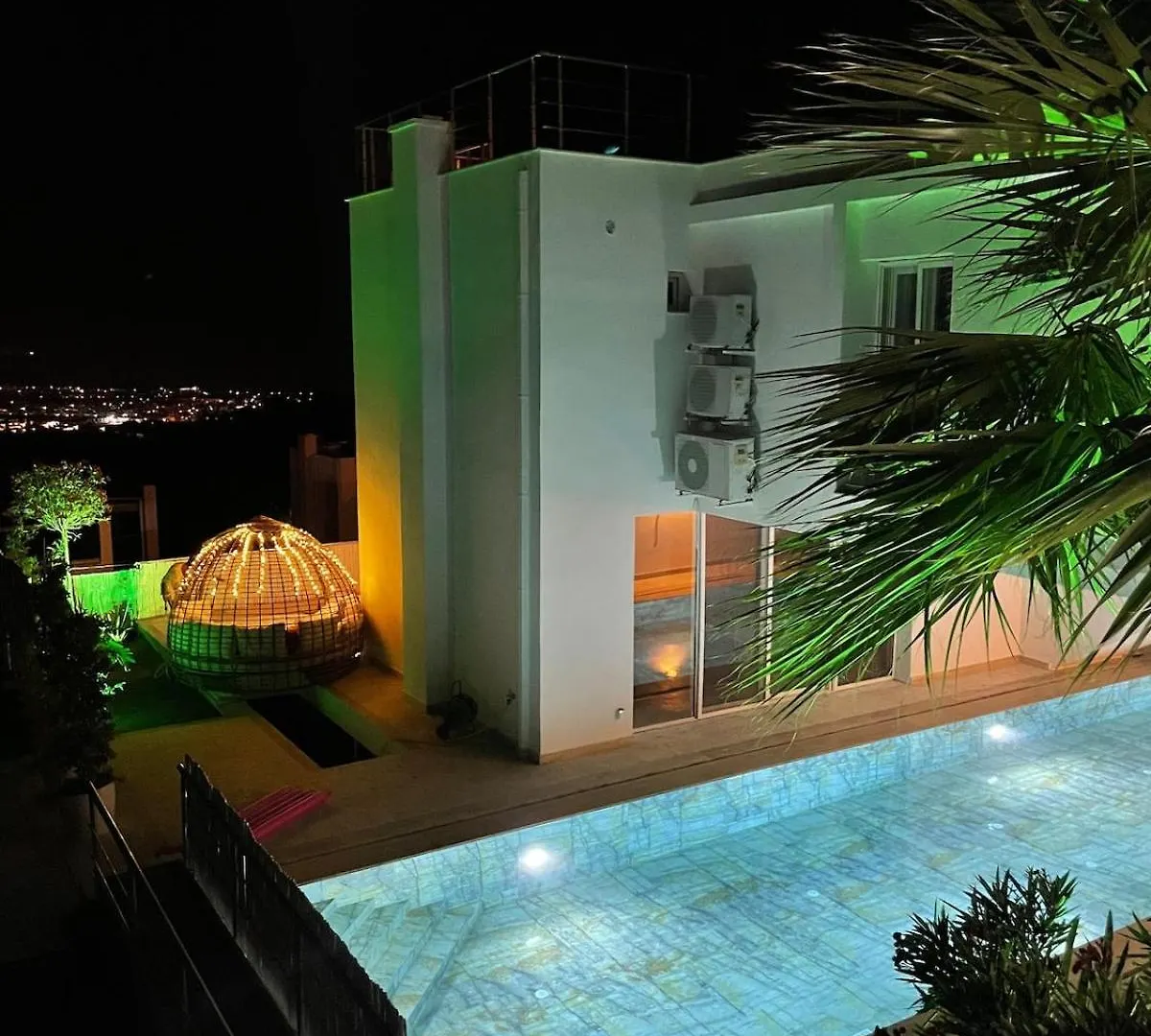 Luxusvilla Mit Panorama-Meerblick 20M Privatpool كوشاداسيه